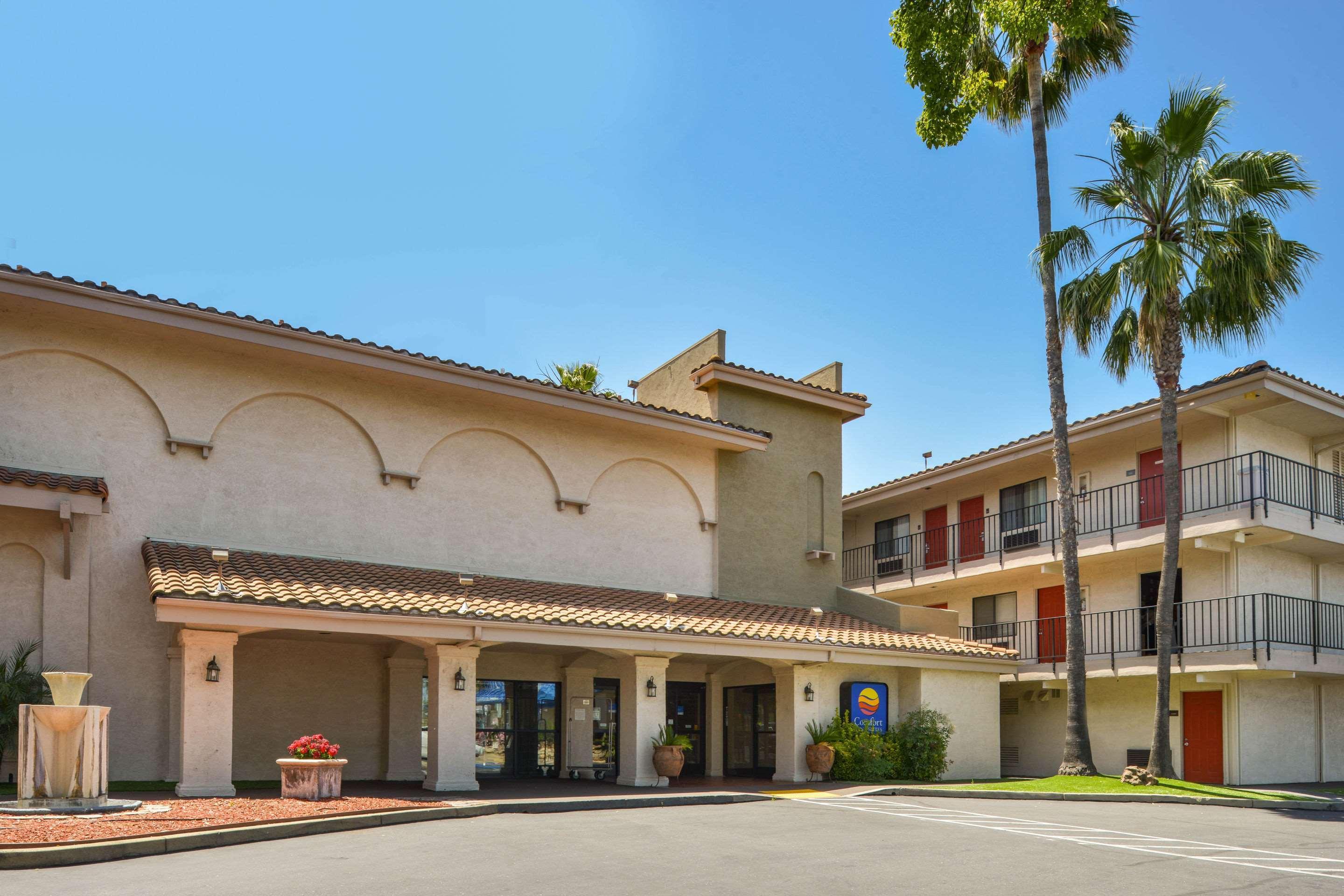 Comfort Inn&Suites Rancho Cordova-Sacramento Exterior foto