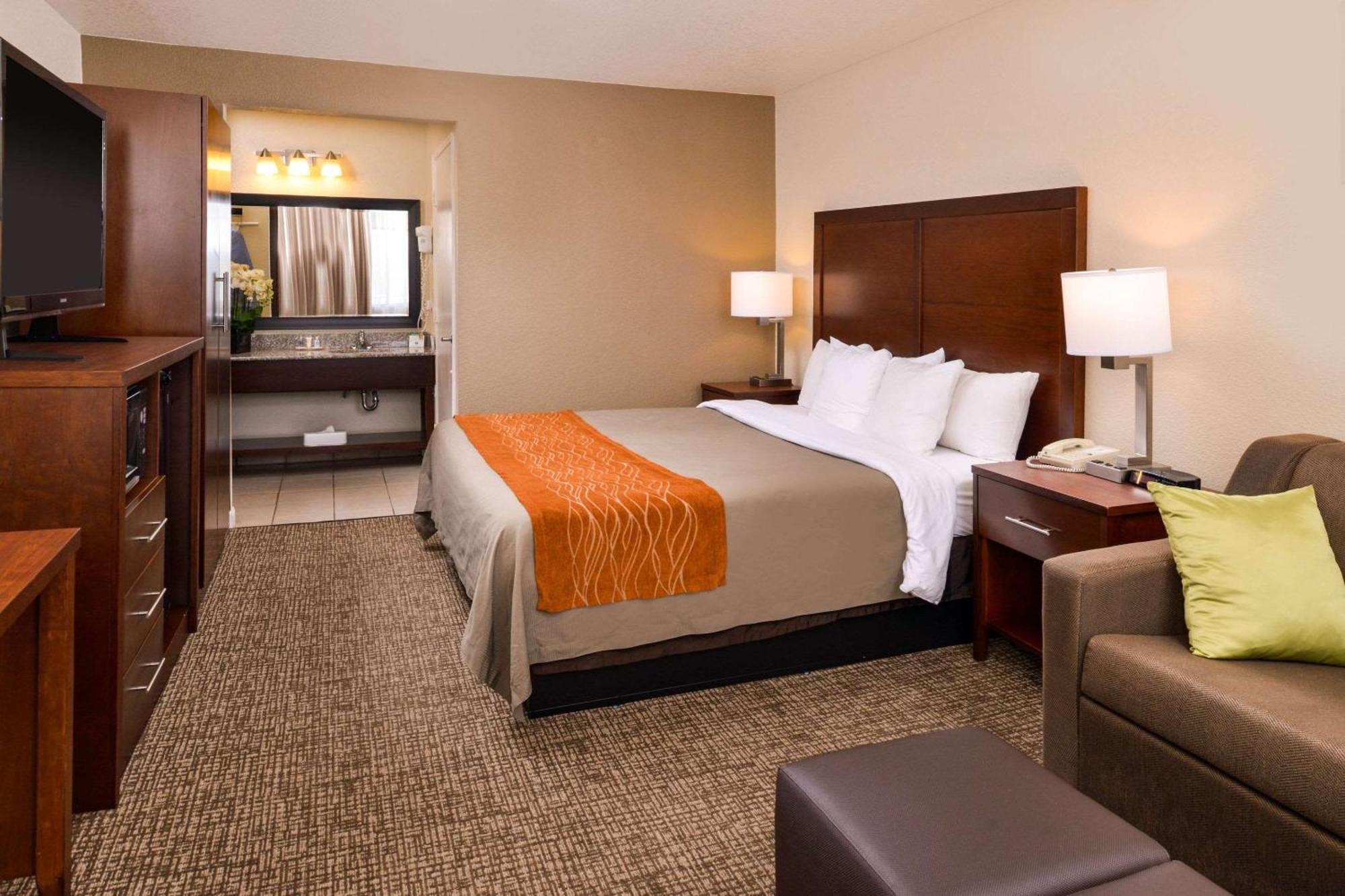 Comfort Inn&Suites Rancho Cordova-Sacramento Exterior foto